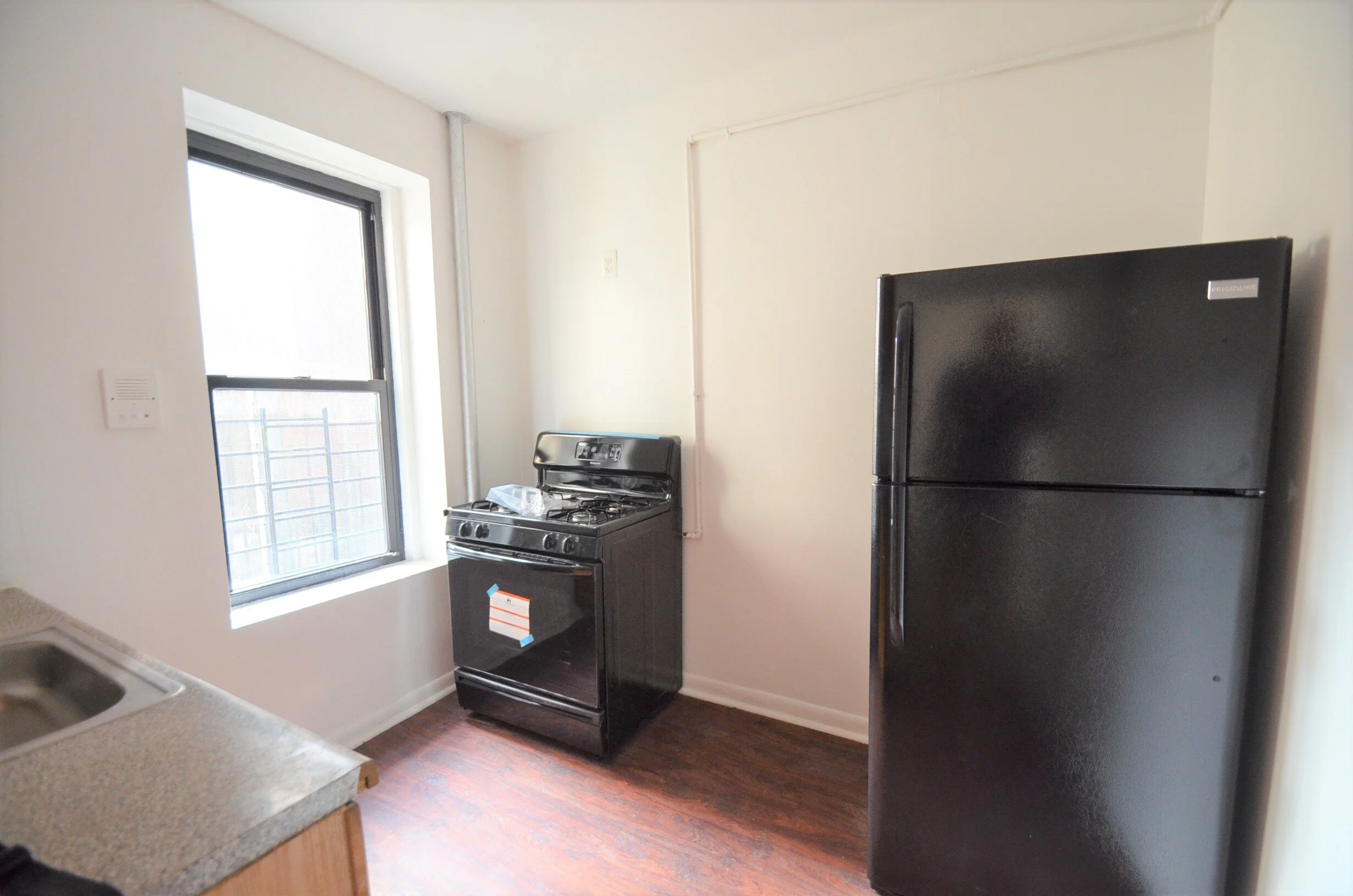 622 E 169th Street #1A_4BR_$2100