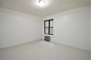 408804024.jpg