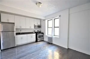 2710 Morris Avenue #3A_2BR_$2100