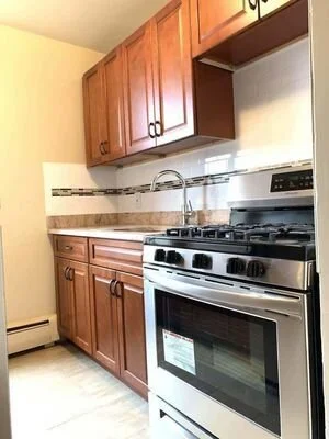 200-206 Marcy Place #5I_2BR_$1925