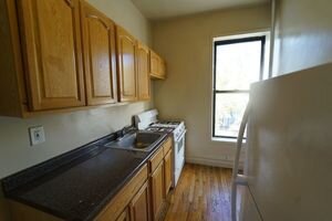 650 Melrose Avenue #1A_STUDIO_$1300