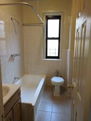 411558603.jpg