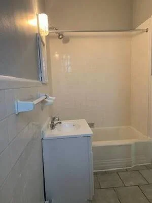 396449557.jpg