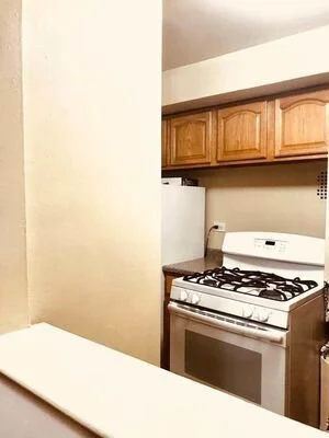 2875 Bainbridge Avenue #2D_1BR_$1450