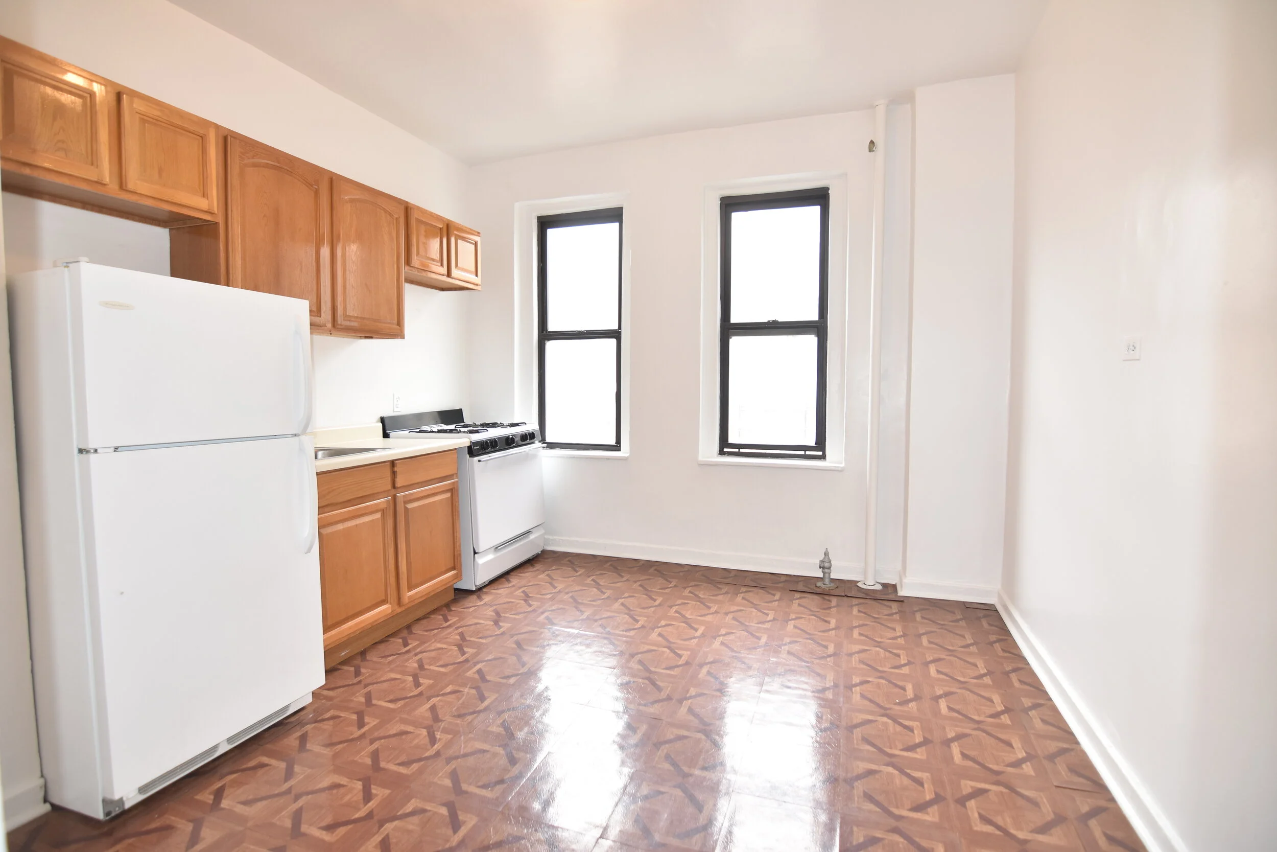 2695 Briggs Avenue #F2_1BR_$1600