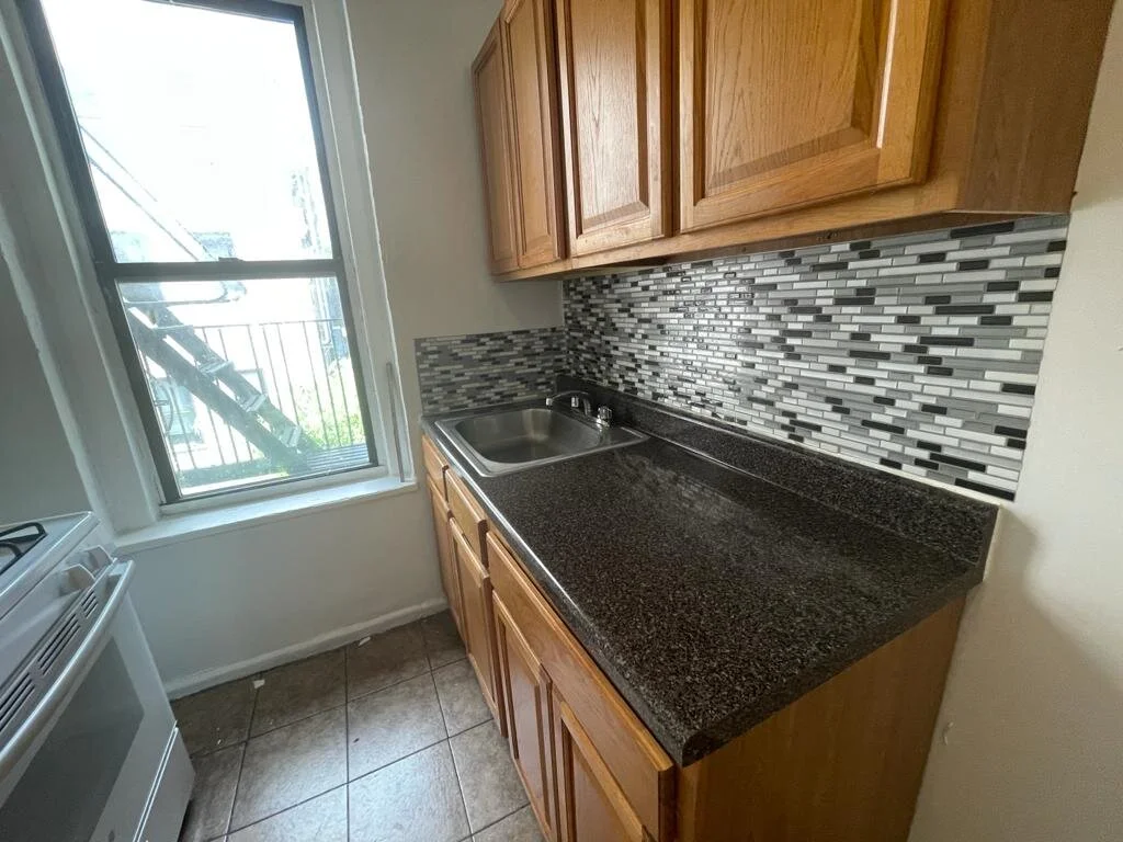 1729 Walton Avenue #A42_1BR_$1500
