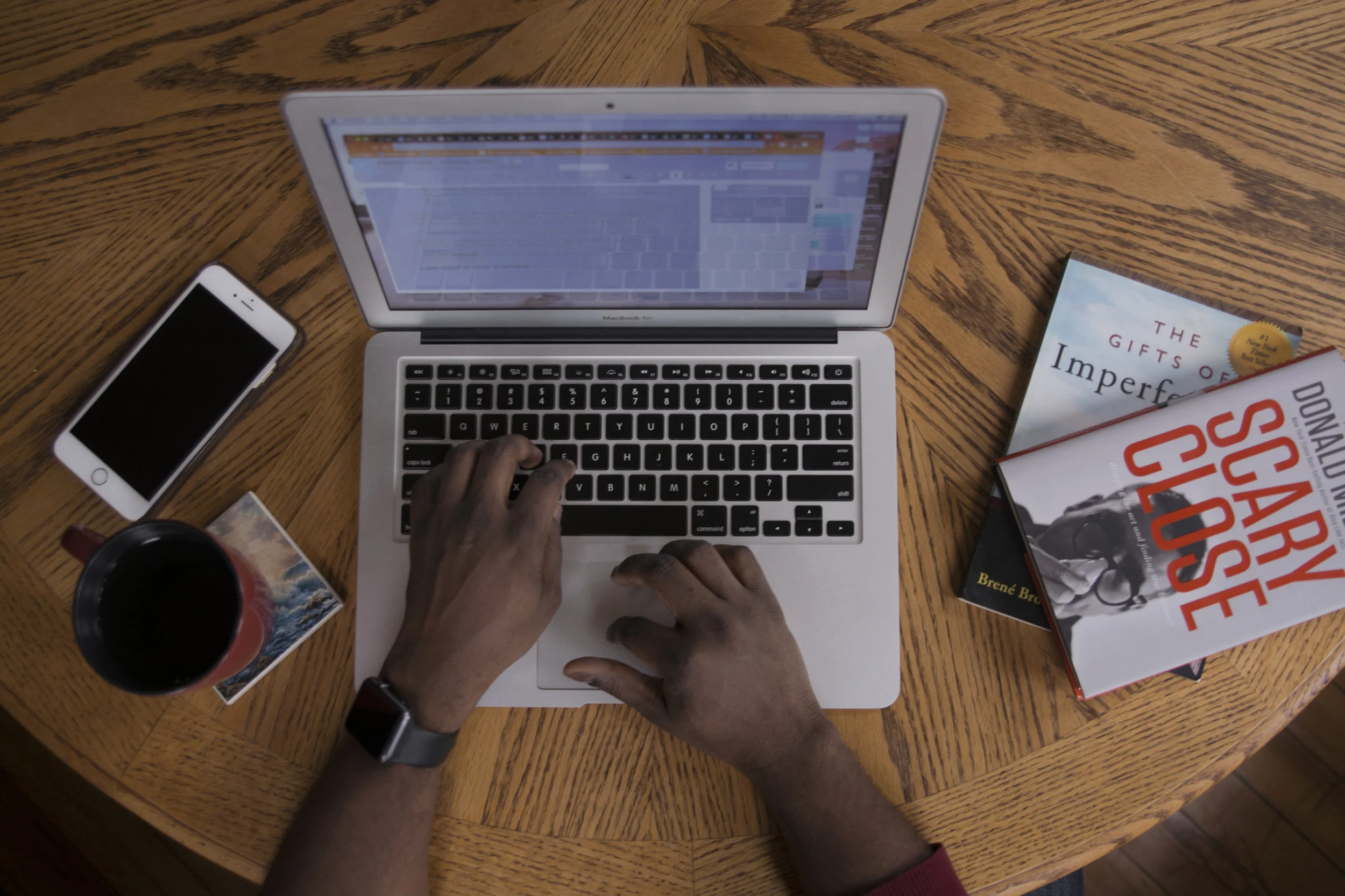 arrowhead-advising-blogging-laptop.jpg
