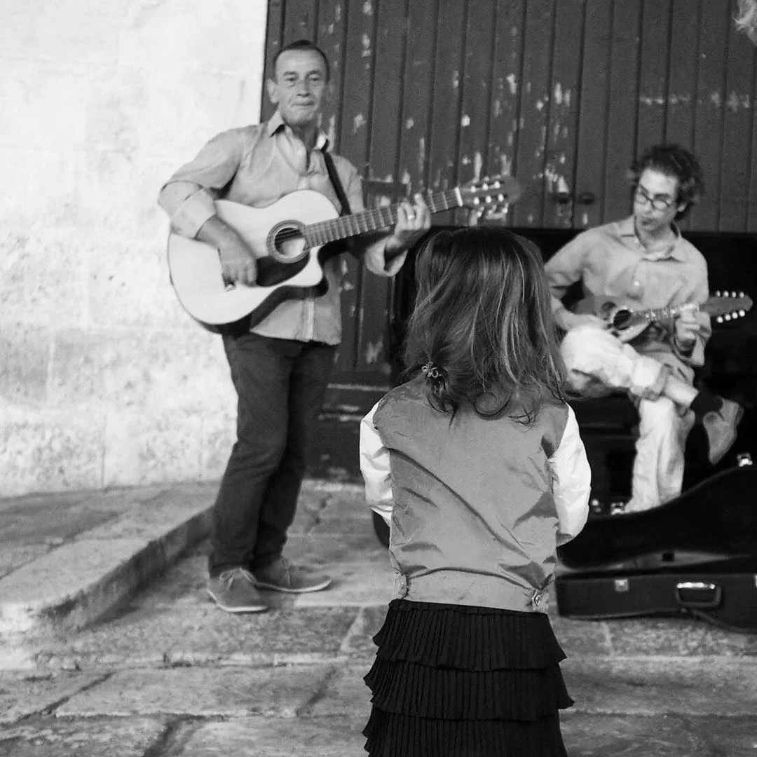 street_bwstrtmusickid_italy.jpg
