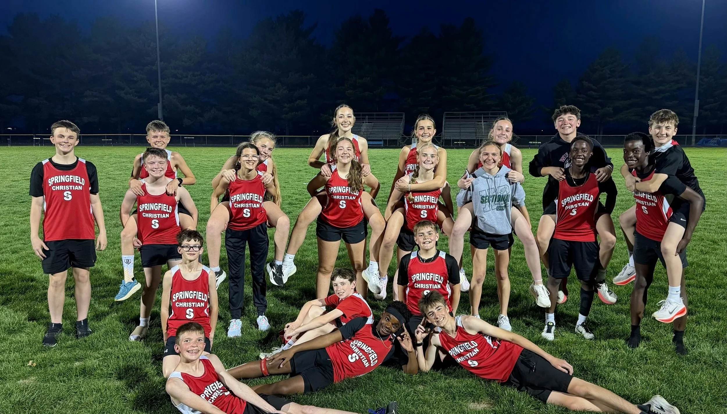 AUBURN MEET INFO &amp; RACE ROSTER 