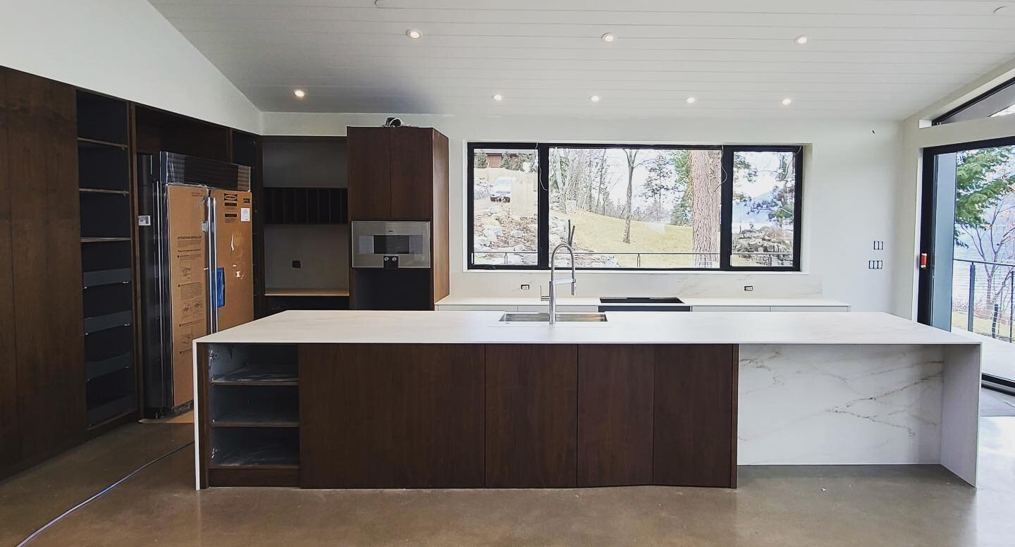 Ultra Thin &amp; Ultra Narrow - Thin-Scape Design which is growing in popularity and favoured in Europe. This kitchen showcases 1.2CM Dekton Rem Ultra Compact Surface with a Matte Velvet Finish. The island runs 14.5 feet with matching waterfall gable
