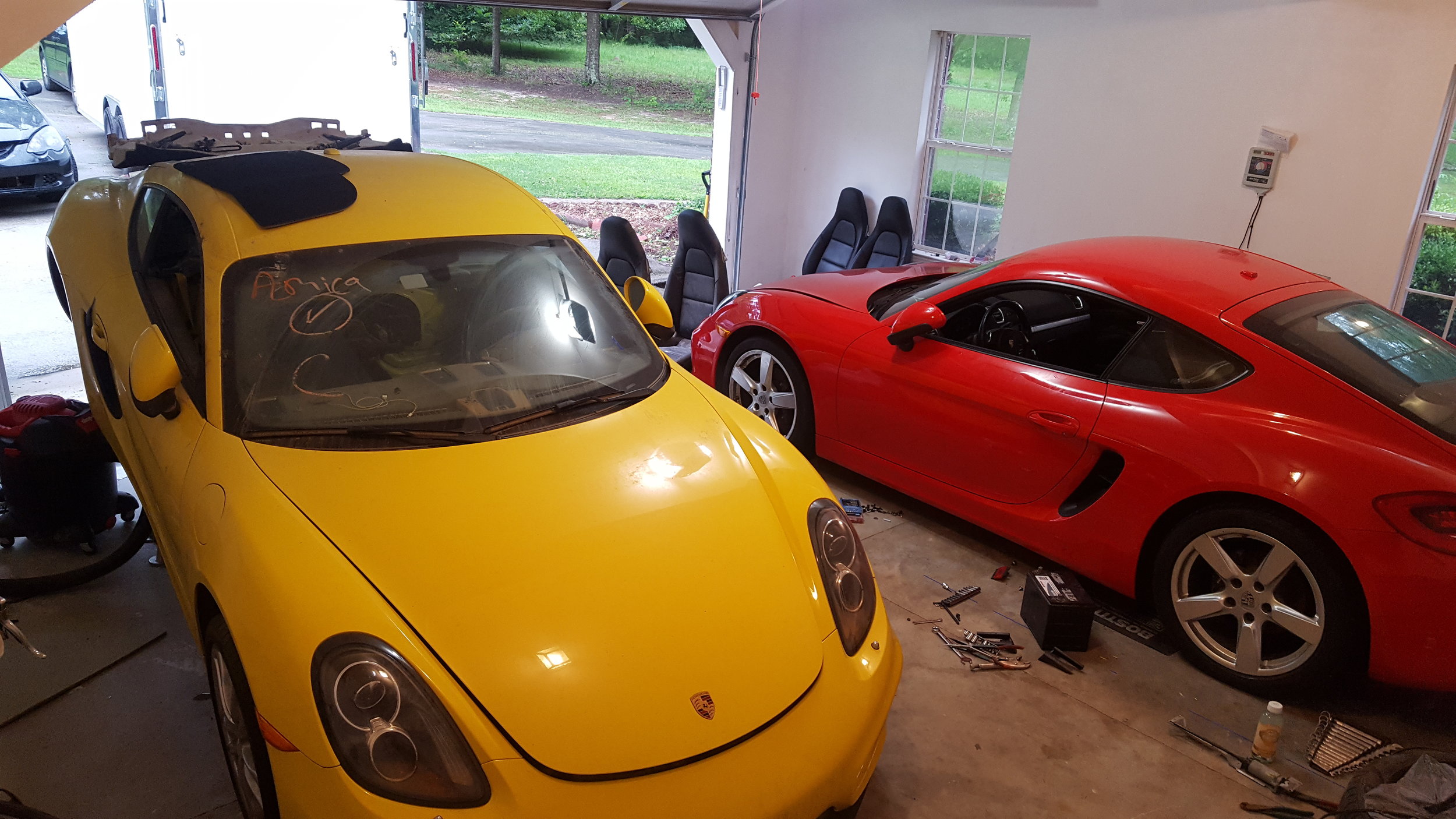 Porsche 981 K20A2 Swap in progress3.jpg