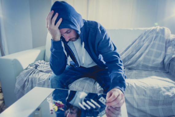contributing-factors-of-substance-abuse-addiction-570x380.jpg