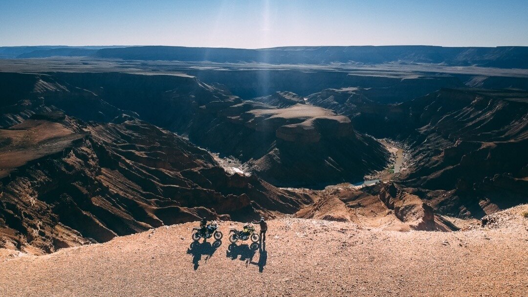 The largest canyon in Africa, impressive if you look at our tiny motorcycles. Great to be back here! 
.
.
.
#africa #namibia #cape2cape #capetocape #overland #advwomen #advrider #adventurism #suzuki #mijnsuzukibeleving #vstrom #vstrom650  #KLIMLife #