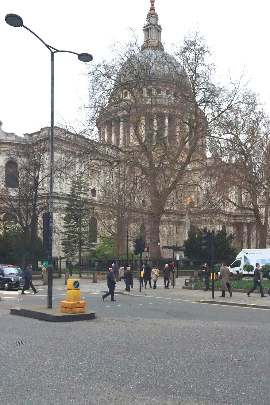 170524 View looking from Cheapside to St. Pauls and Service Yard_preview.jpg
