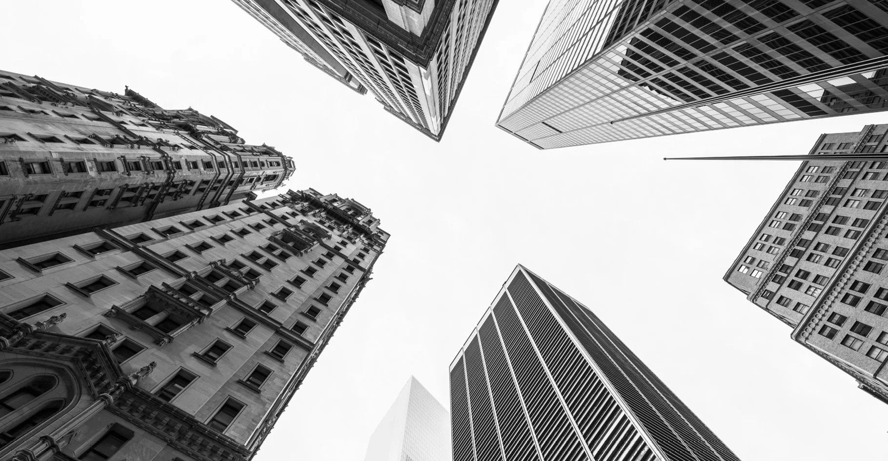 About Us — Emerald Investment