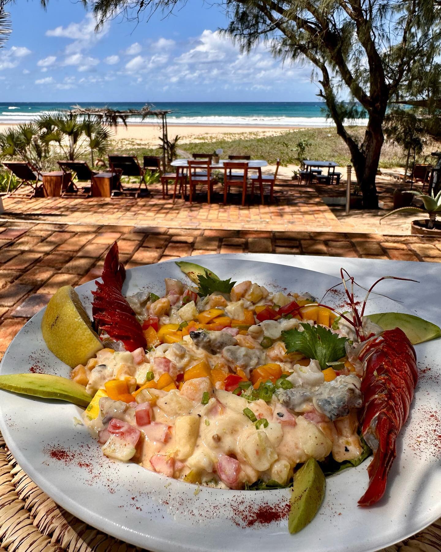 We have created new salads for you to enjoy 🥗🦀! 

Come and taste🤤

- our original Happi salad 
- crab salad 
- lobster salad
- calamari salad 
- falafel salad
.
.
.
.
.

#beachresort #beachrestaurant #beachholiday #beachlife🌊 #dreamdestination #d