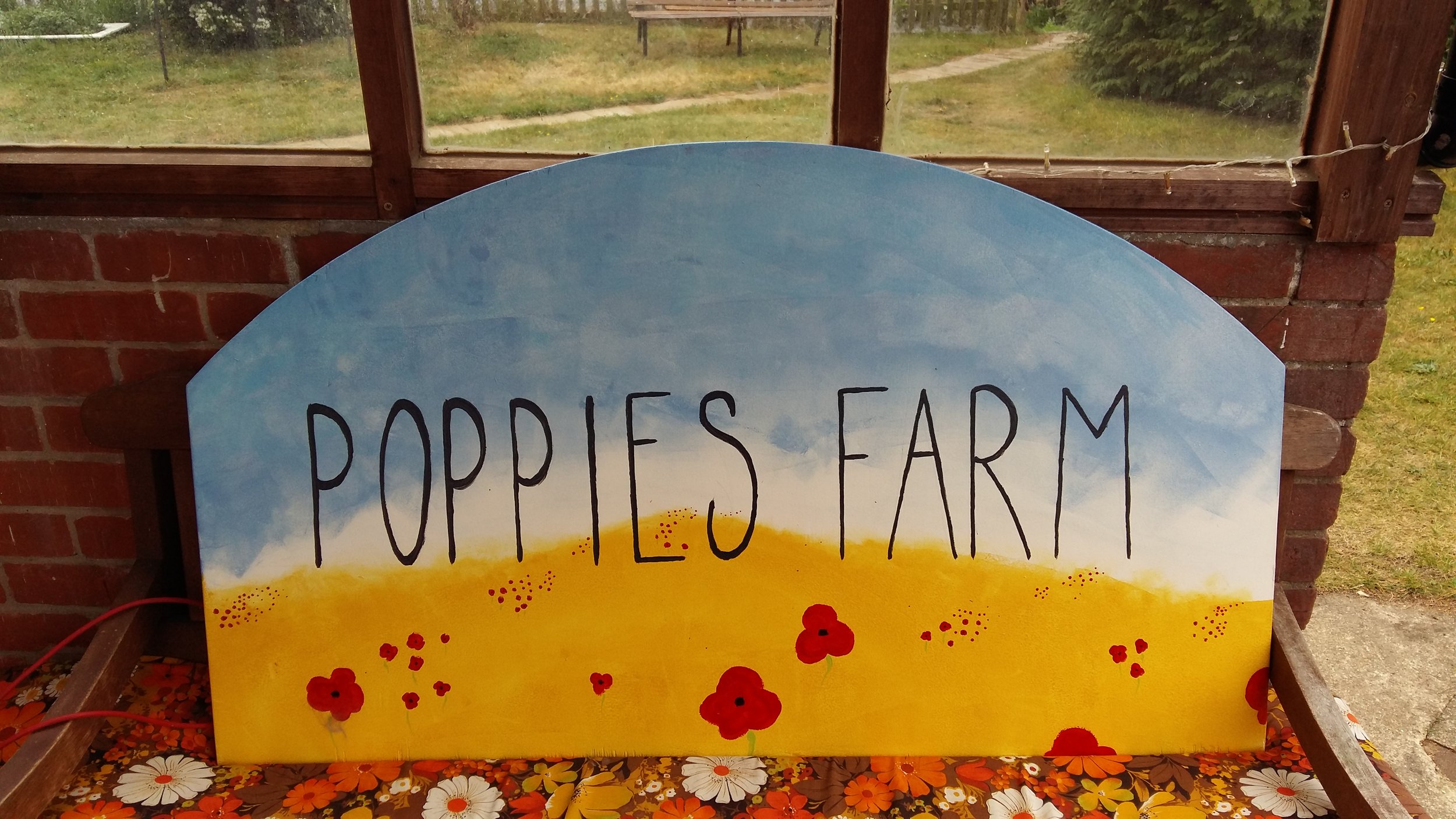 Poppies Farm Sign