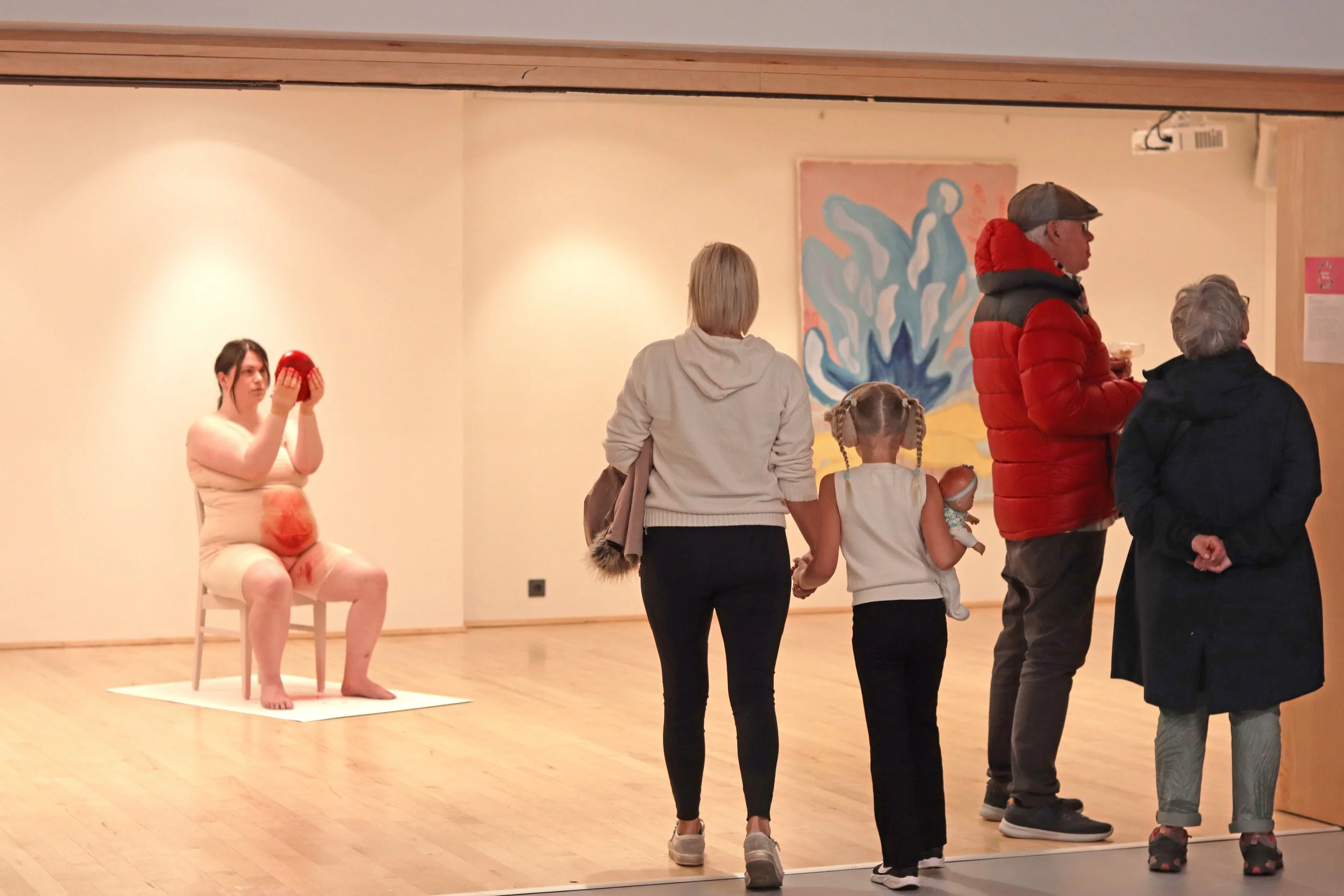 IMG_0519 ljósara.jpg