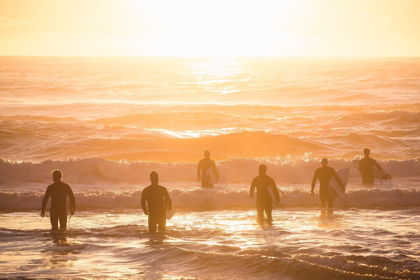 Surfs up, sun&rsquo;s out, and the people are keen!