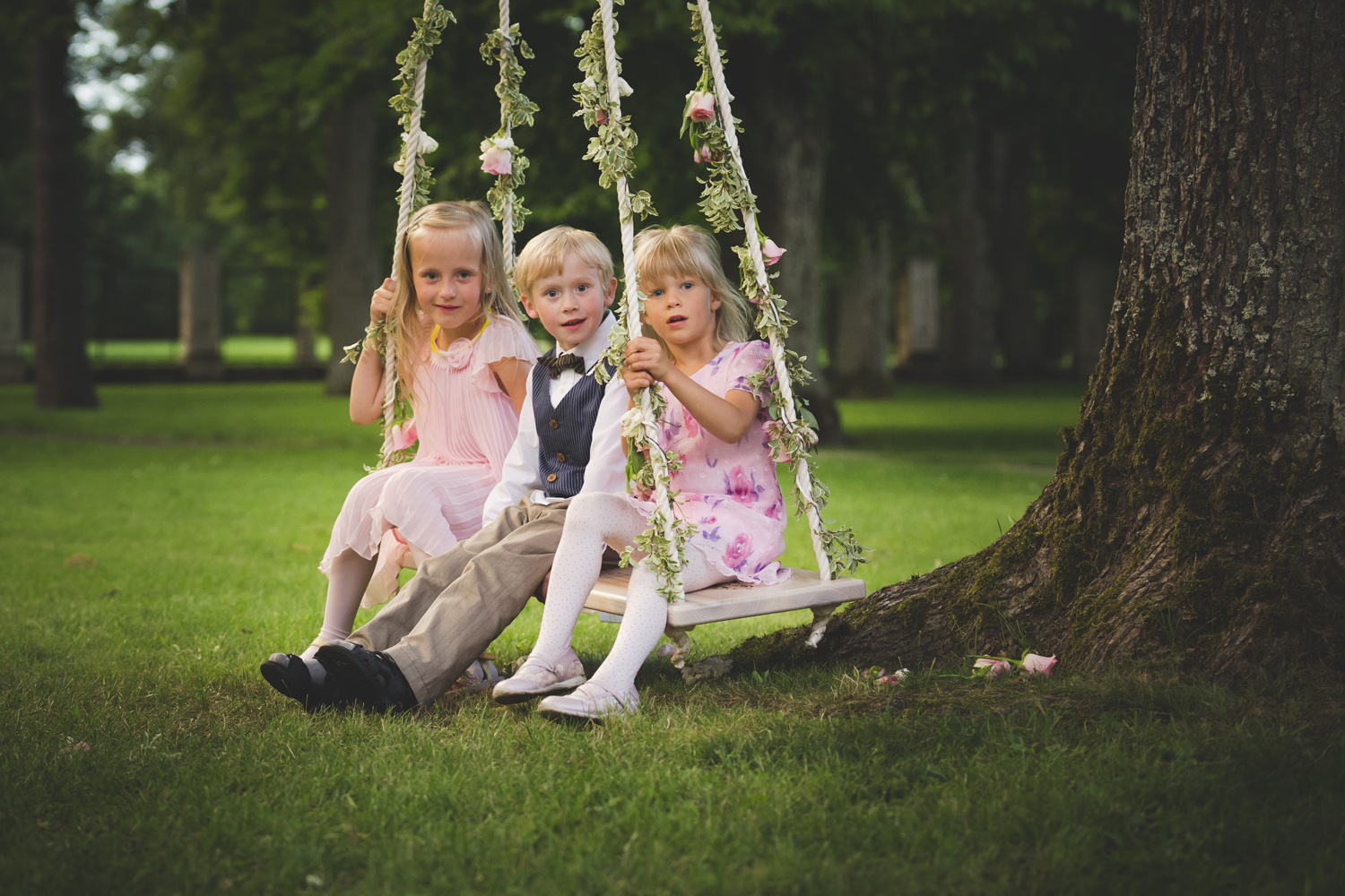 Funny Children Wedding photo by wedding photographer Valdur Rosenvald