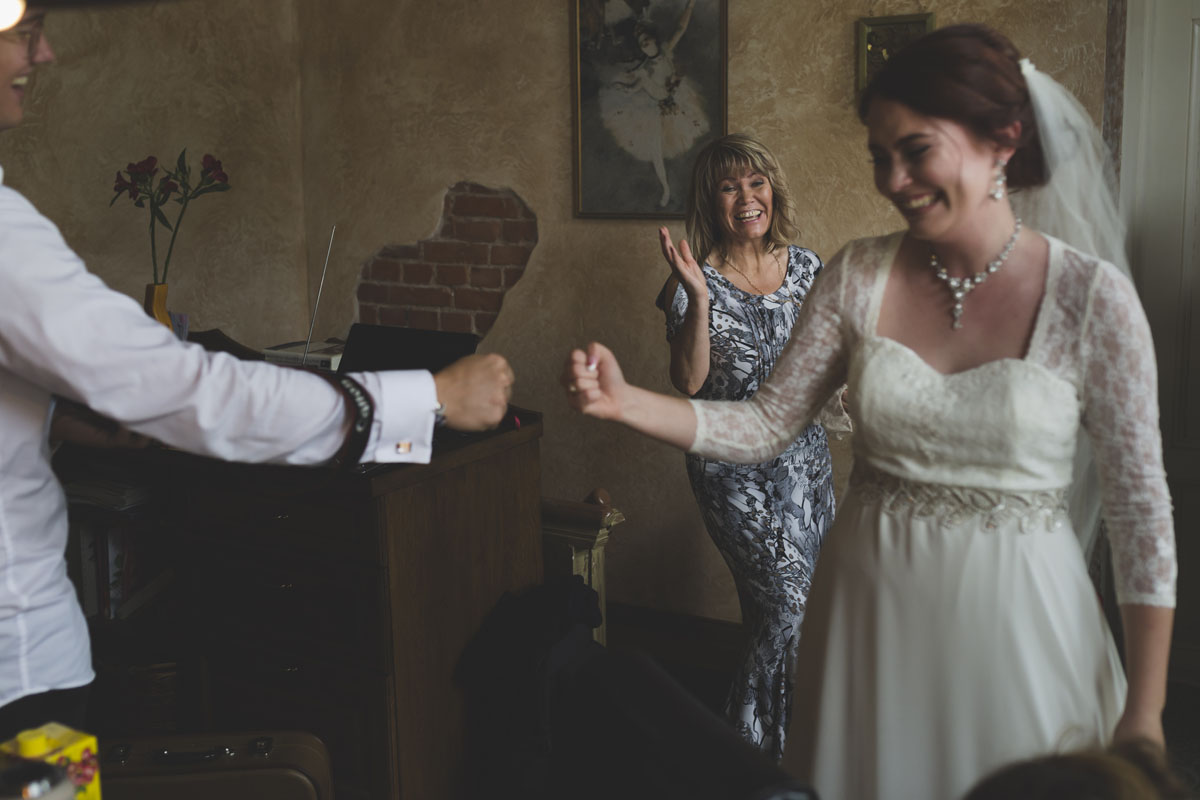 best-wedding-photos-039-real-wedding.jpg