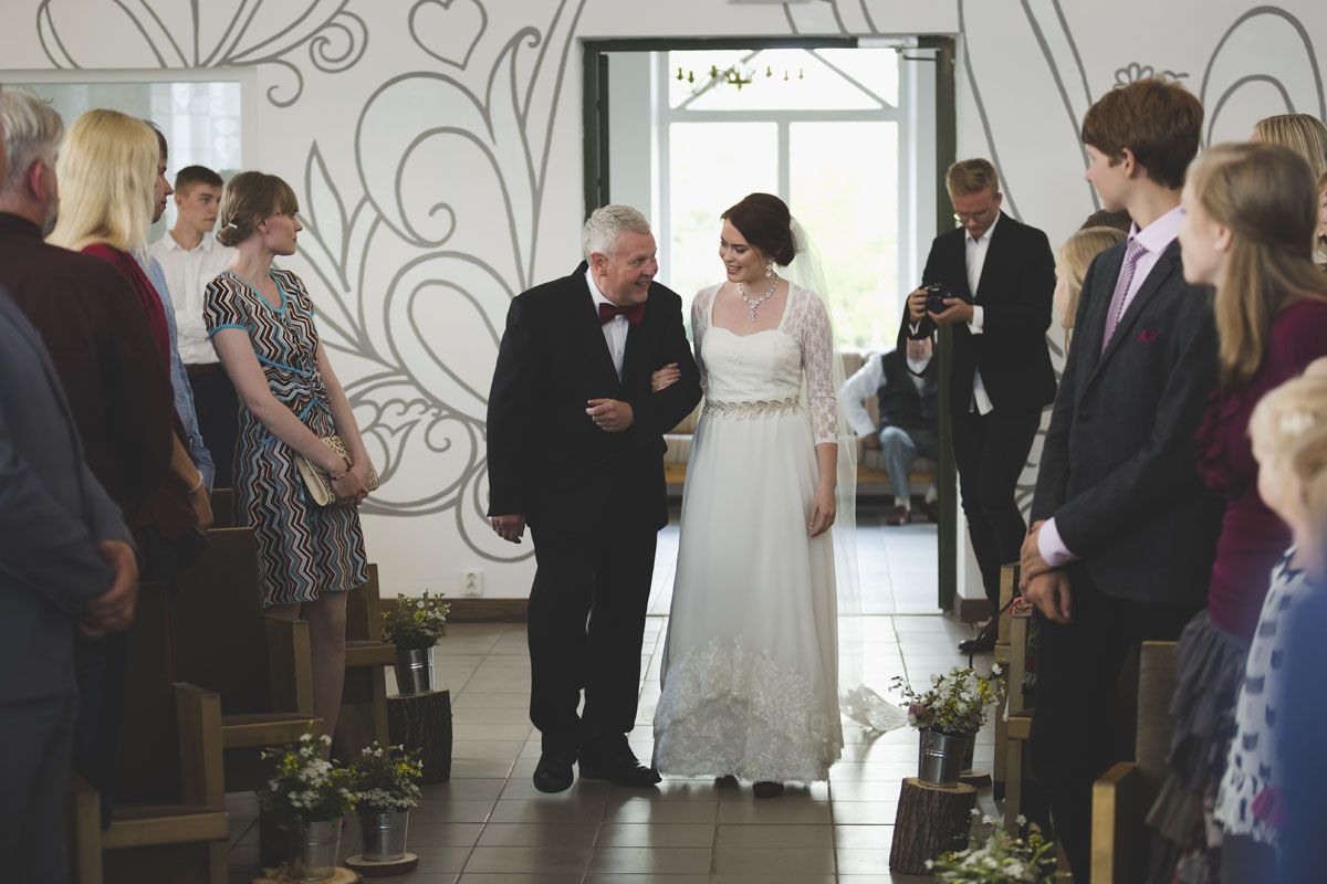 best-wedding-photos-051-fun-wedding.jpg