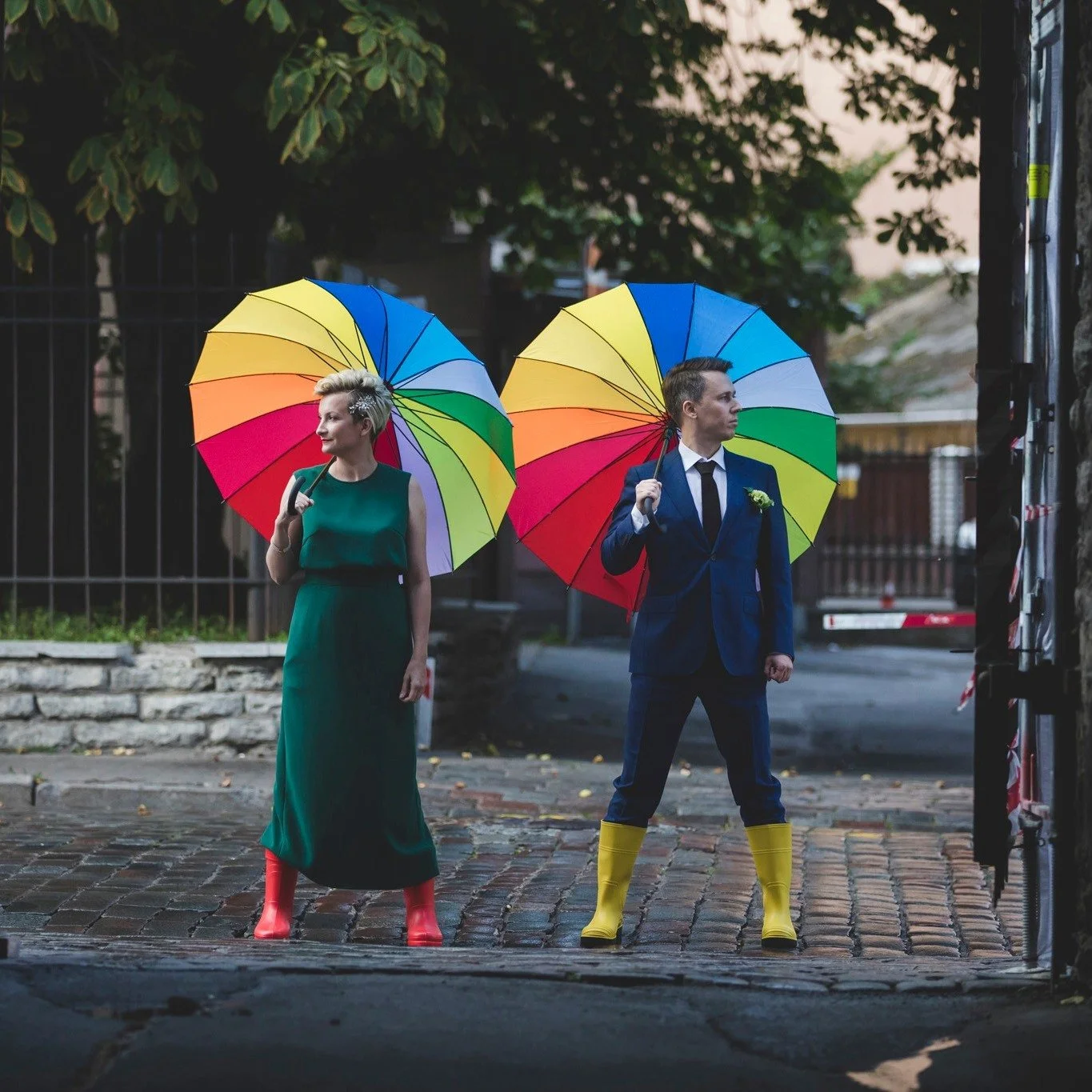 Natuke v&auml;rvi ka 💪

#rosenvaldphotography #weddinginspiration #weddingstory #realweddings #europeweddingphotographer #canon_photos #weddingstyle #fearlessphotographers #visitestonia #junebugweddings #adventurouswedding #chasinglight #estonia #th