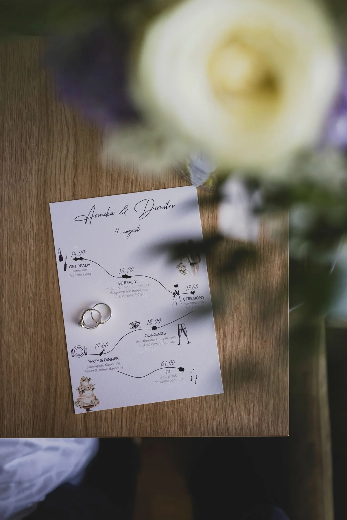 Pulmafotod-010pulmafotograaf-valdur-rosenvald- pulmad Haapsalu Kuursaalis.jpg