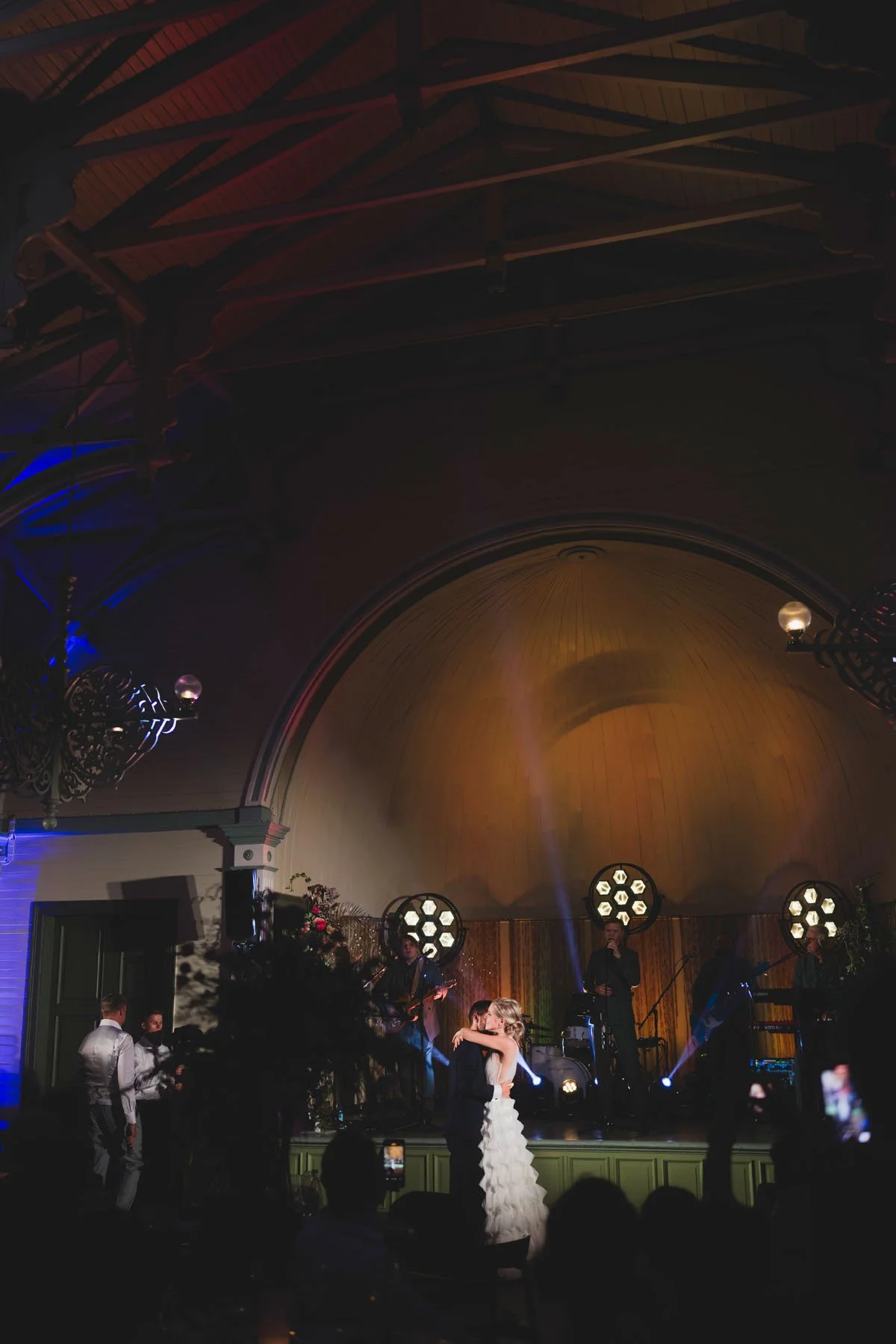 Pulmafotod-145pulmafotograaf-valdur-rosenvald- stiilsed pulmad .jpg