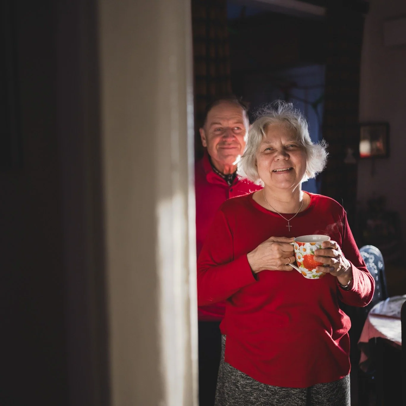 J&otilde;ulud. Aeg perega?
M&otilde;ned jaoks on see AINUS aeg aastas perega. Aga olen &uuml;lit&auml;nulik selle &otilde;nnistuse eest, et ma n&auml;en oma vanemaid iga n&auml;dal. V&otilde;i kui aus olla, siis peaaegu iga p&auml;ev 🥹

Nad elavad v