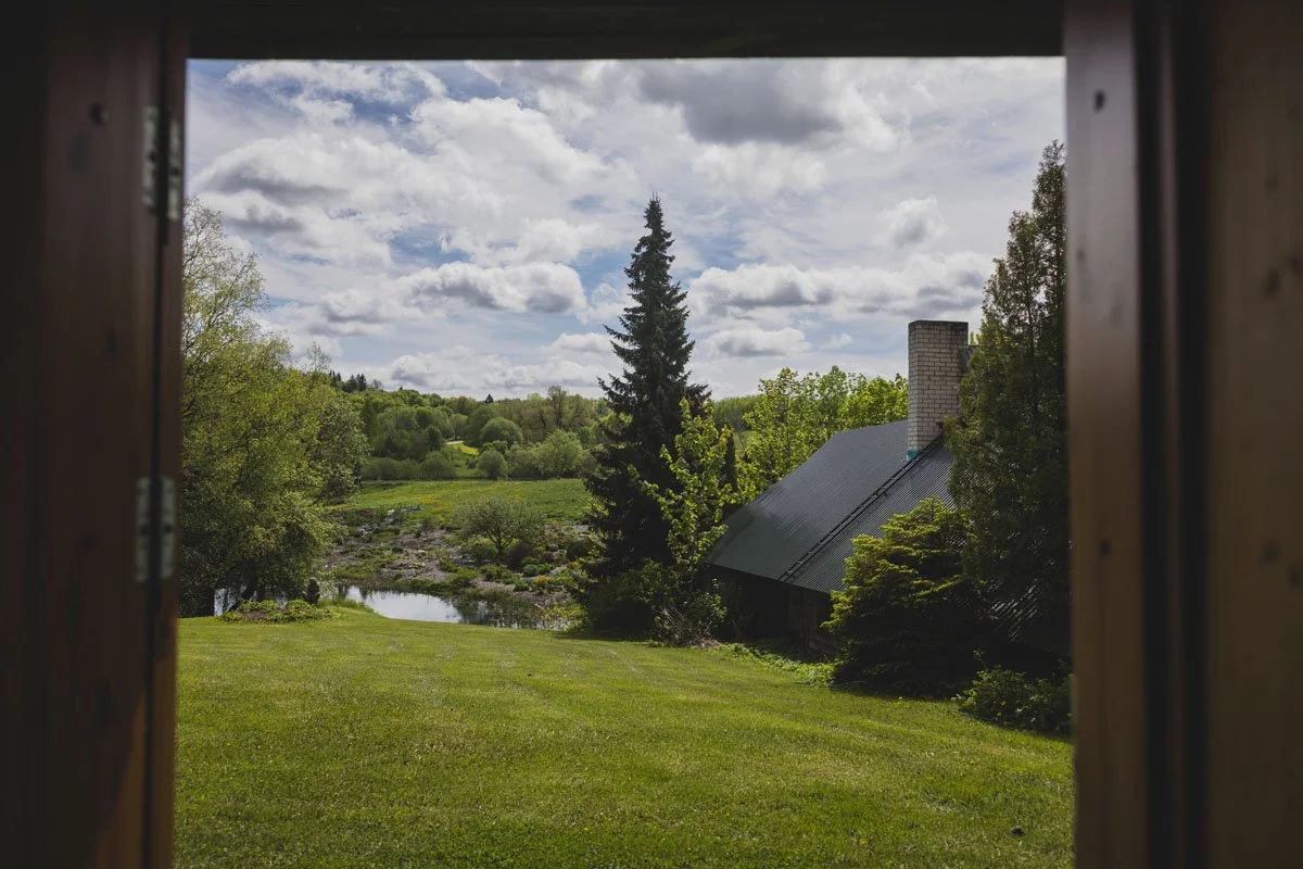 Pulmafotod-004-pulmafotograaf-valdur-rosenvald-pulmad mere ääres.jpg