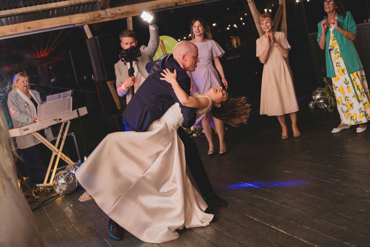 Pulmafotod-209-pulmafotograaf-valdur-rosenvald-pulmad suvel.jpg