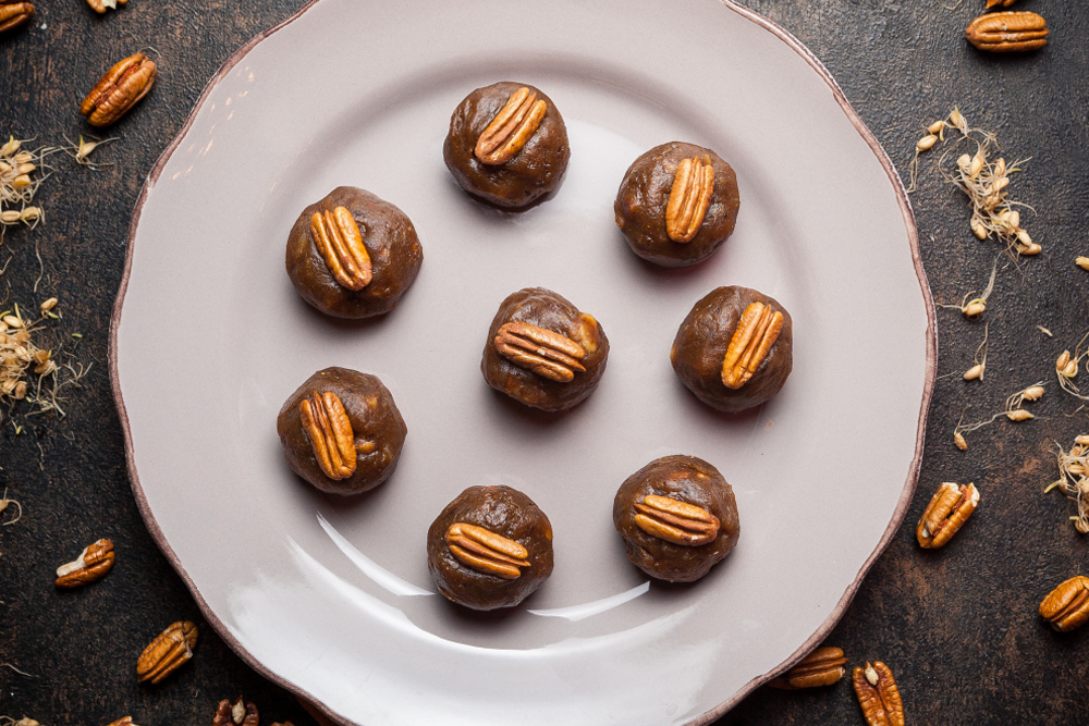 Indulge In Homemade Pecan Pie Balls: A Simple Recipe To Try