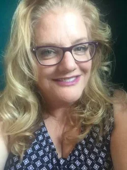 Thank you to Julie Jordan Scott for her written contribution and creativity in sharing why she loves to Be in Bakersfield.