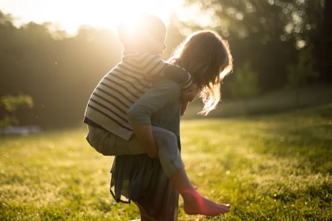 Kids in nature_pexels.jpg