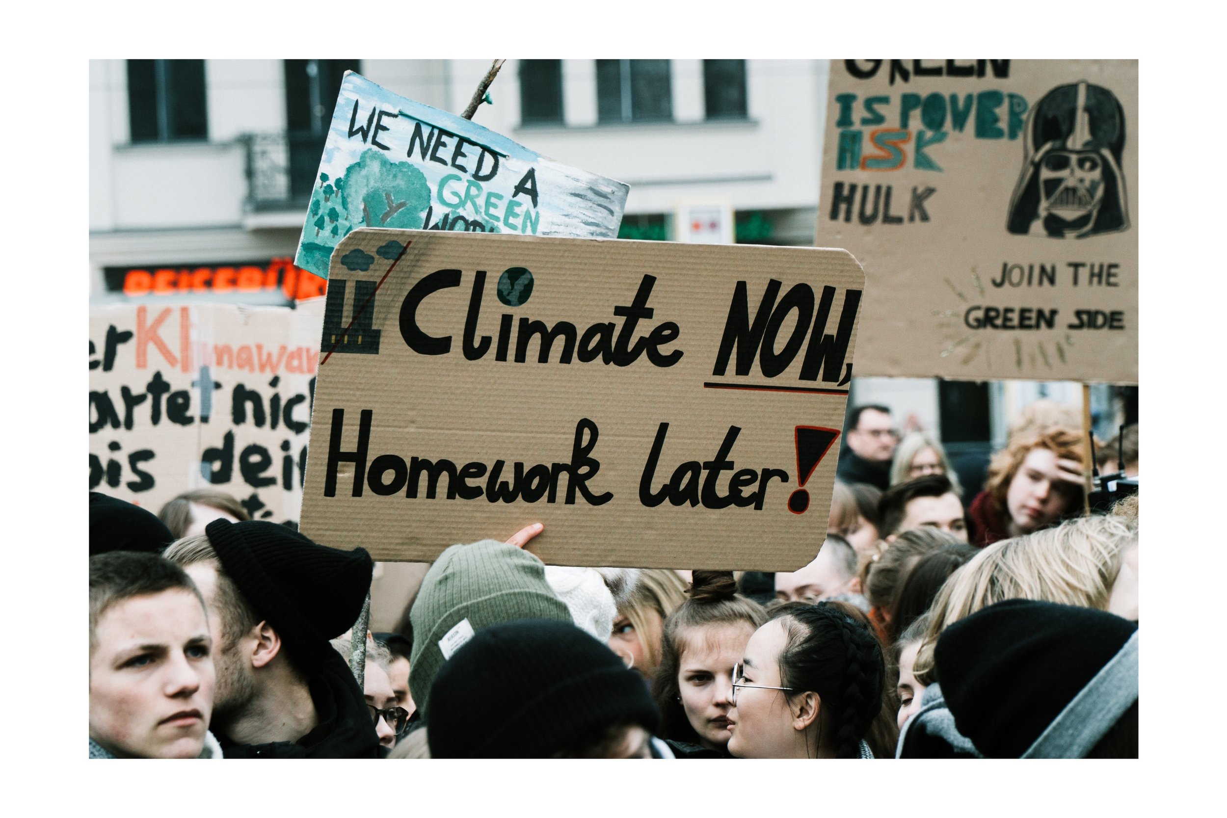 Students: We Are Hiring!