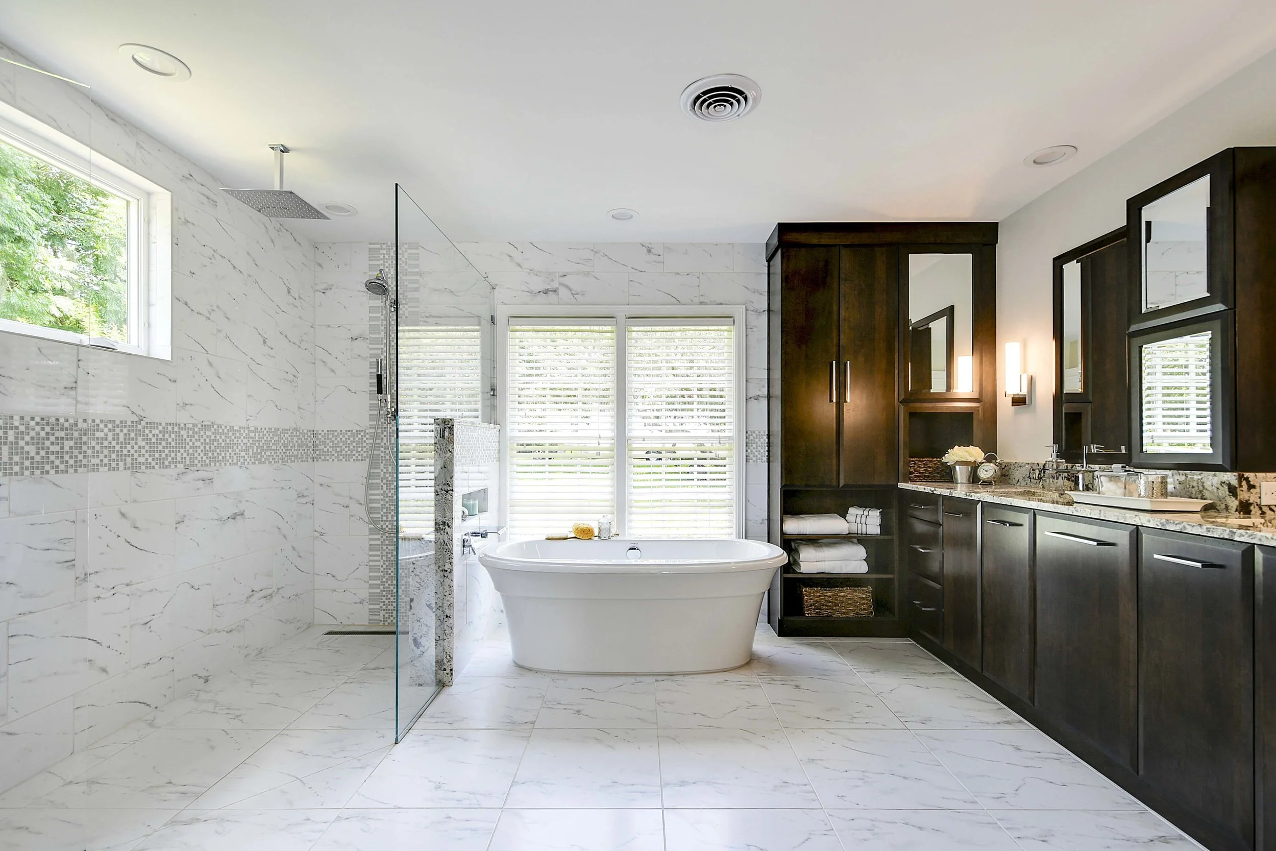 baker_bathroom_001.jpg