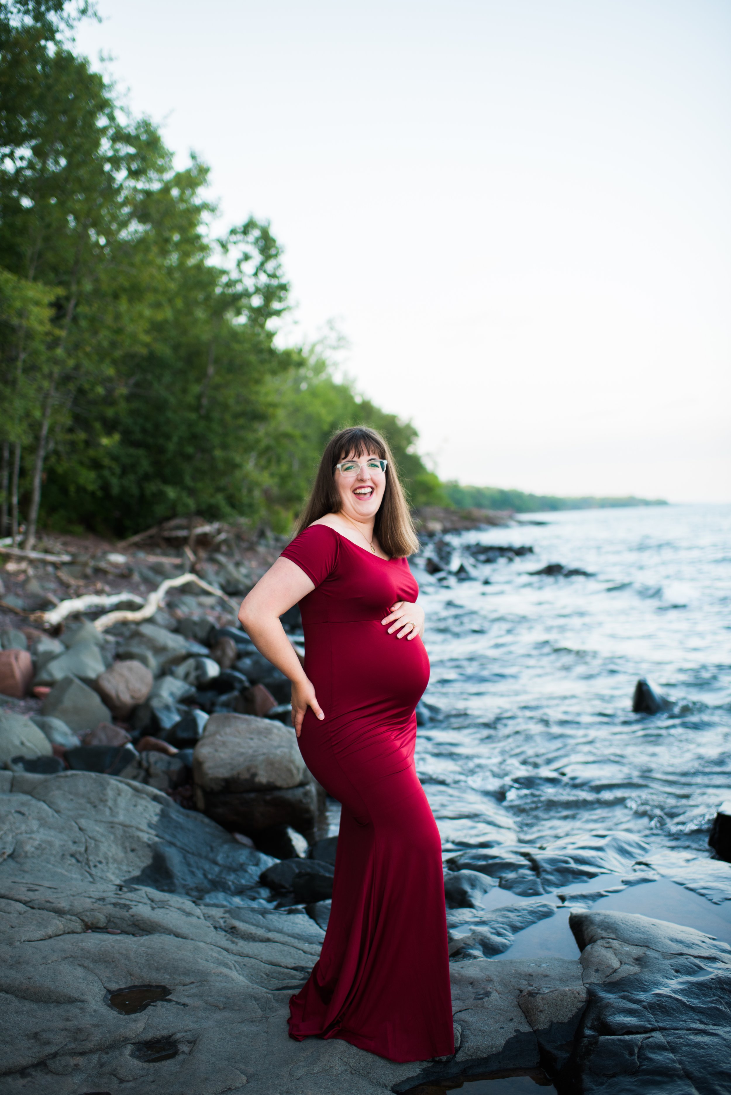 DuluthMaternityPhotographer_MaternitySession_Babymoon_Familyofthree_AnorveAndress-29.jpg