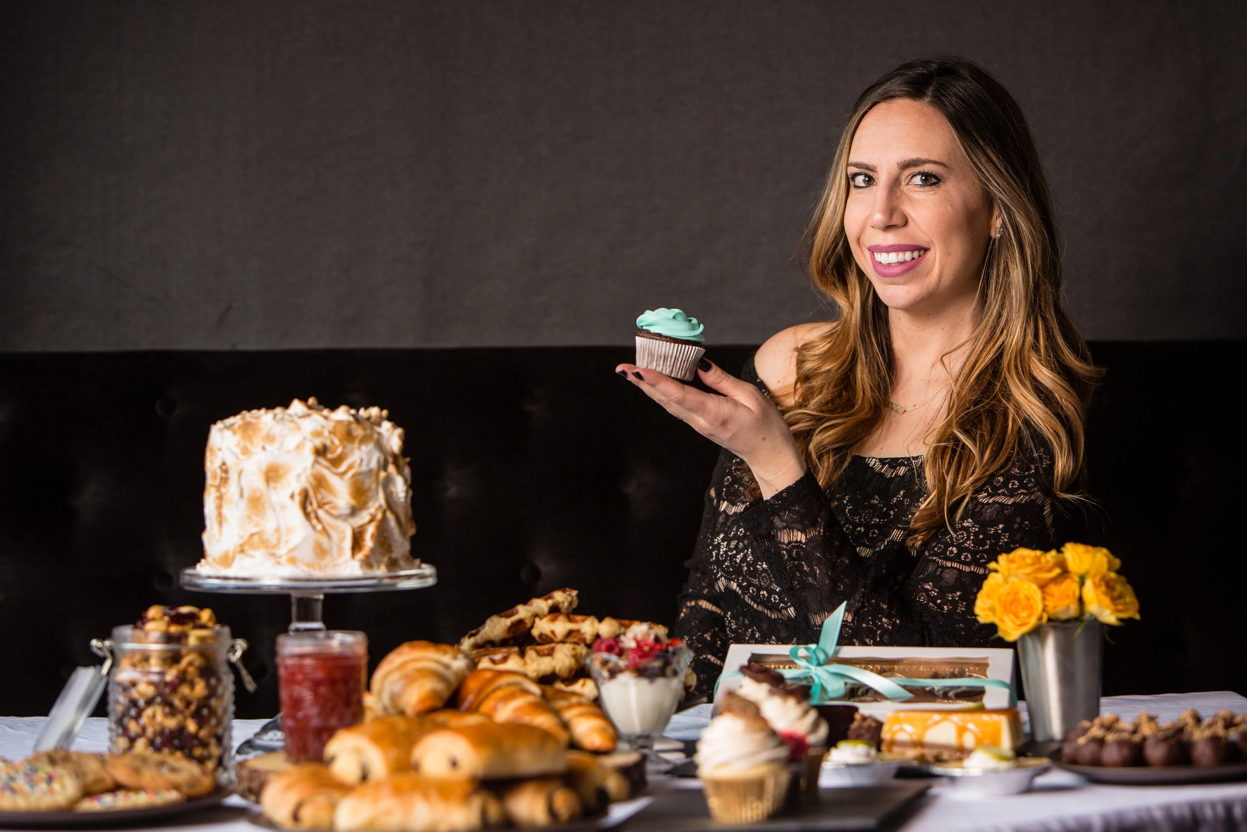 Julie+Curry+Bake+N+Babes+Bakery.jpg