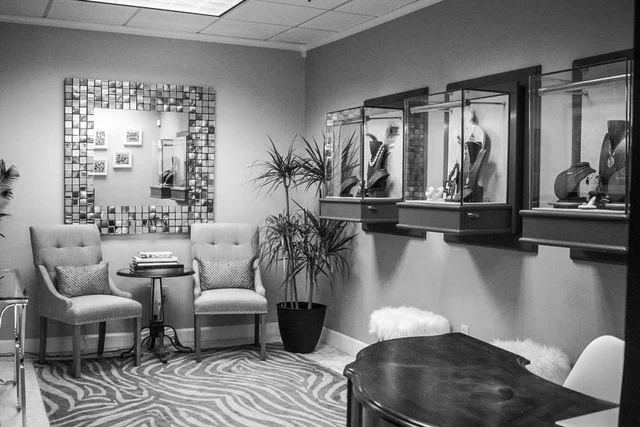 Westshore-Diamond-Best-Diamond-Store-Tampa-Florida-Mollie-Cindi-grand-brand-co-Inside.jpeg