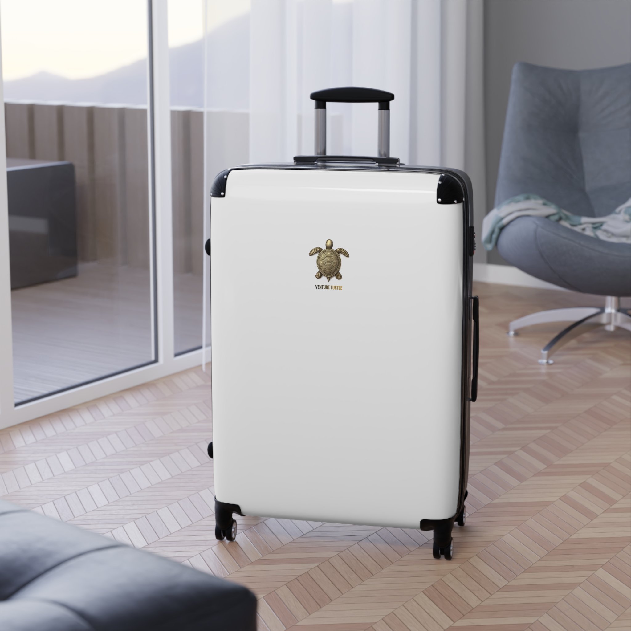 Venture Pearl & Gold Traveler Suitcase