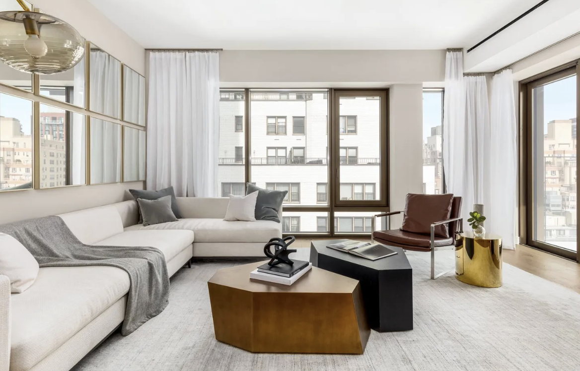 200 East 21st St, Unit 14D