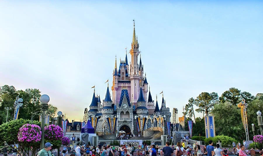 the-magic-kingdom-castle-on-a-beautiful-summer-day-horizontal-thomas-woolworth.jpg
