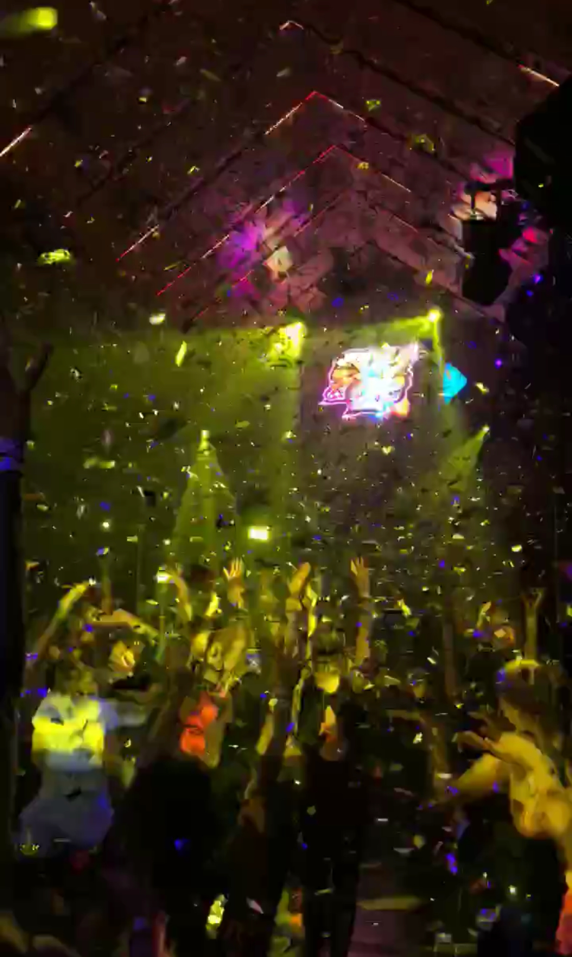 confetti.jpg