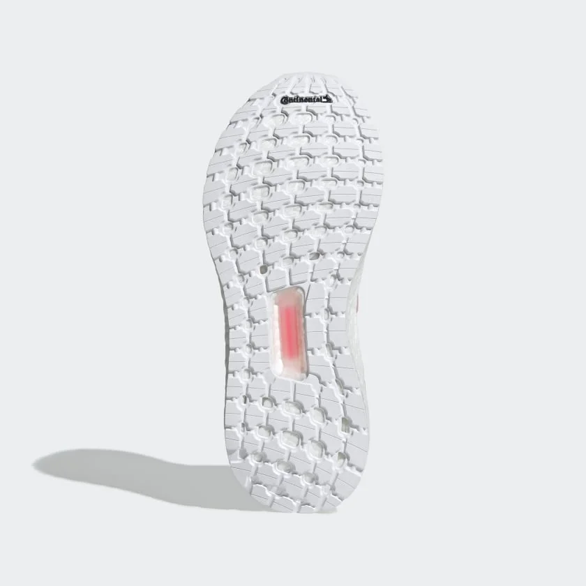 Ultraboost_19_Shoes_Pink_F35283_03_standard.jpg