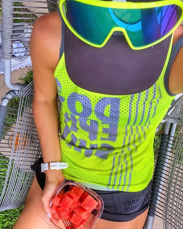 If you&rsquo;re going to run in a sauna, you might want to have something refreshing on your return. 🍉 with @tajinusa hit the spot 🤤(with a giant cold glass of 🥕 juice 😍) .
What&rsquo;s your go to post workout drink/snack? ..
#summerfitness
#hous