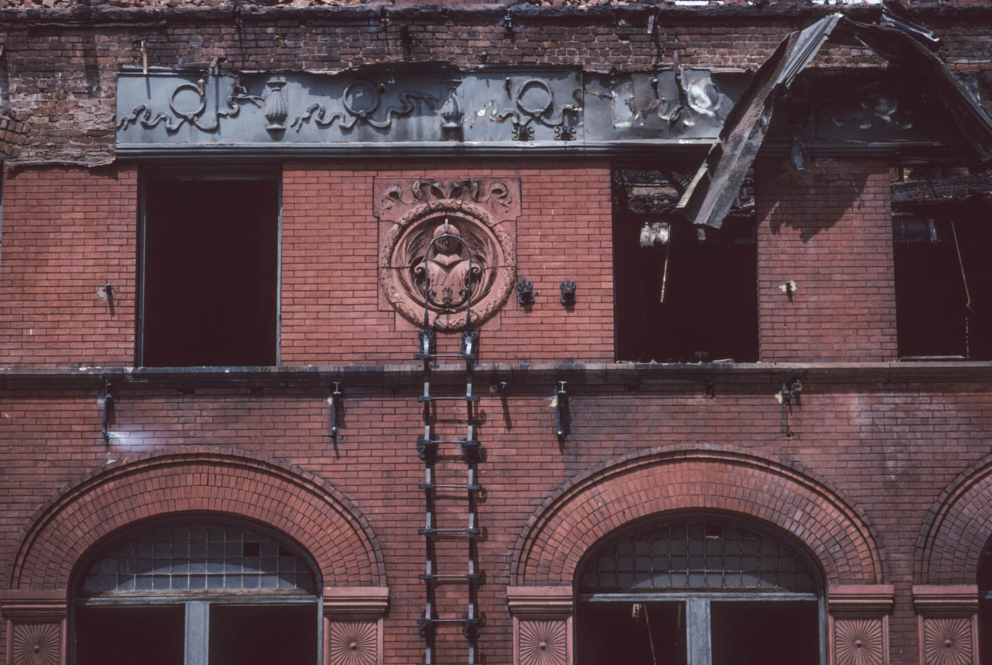 Former Corn Exchange Bank, detail, E. 125th St. at Park Ave., Harlem, 1997