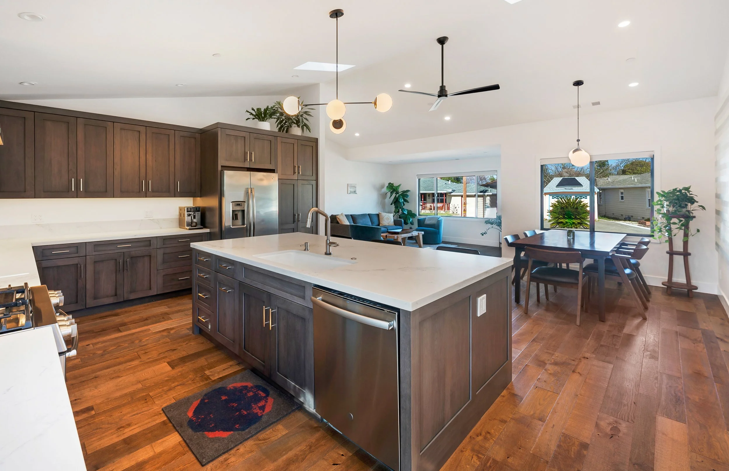 550 Richmond Dr_Print (14 of 67).jpg