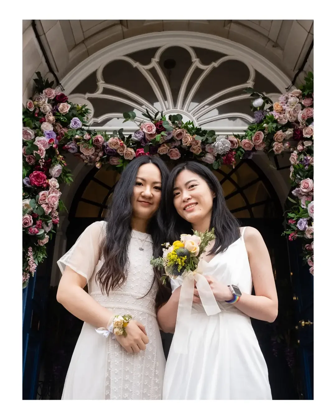009-chelsea-old-town-hall-wedding-photographer-london.webp