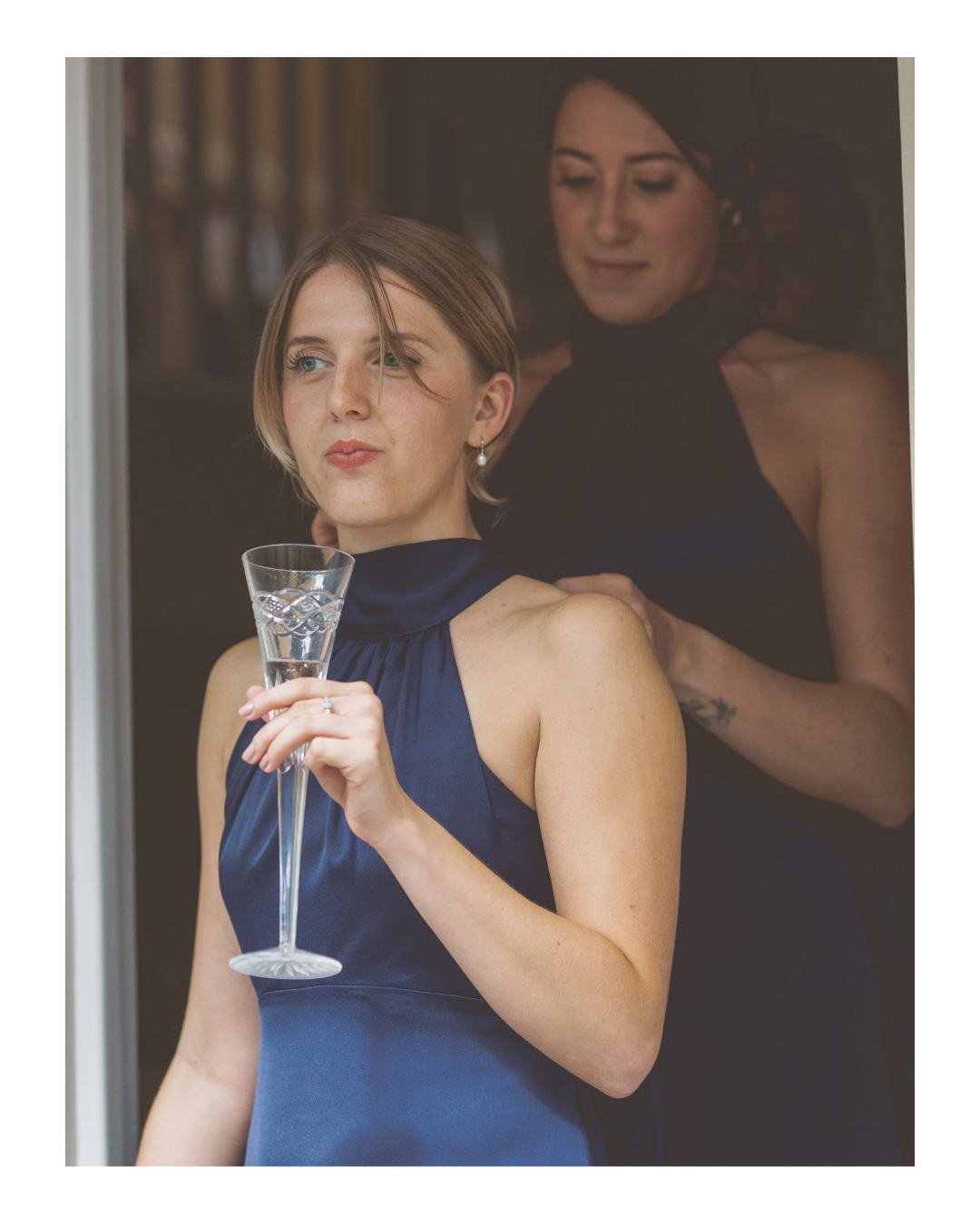 015-bridal-preparations-london-wedding-photographer.png
